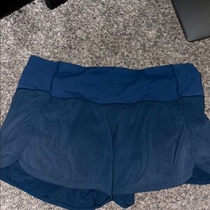Lululemon Athletica Blue Athletic Shorts Lightweight Above-Knee